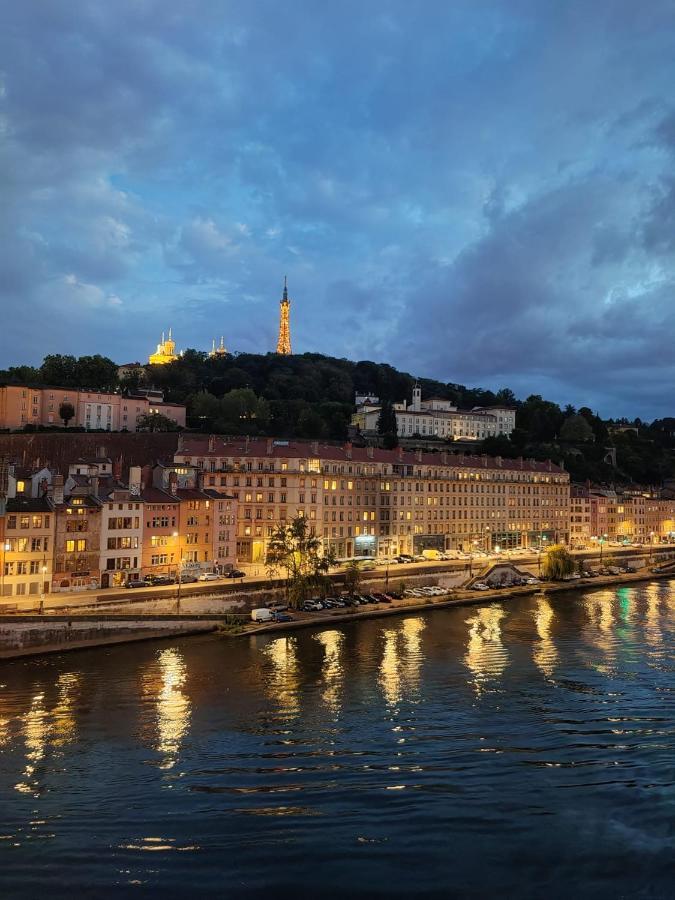 Appartement Haussmannien D'Artiste, Exception, Quai De Saone Balcon+Parking Lyon Bagian luar foto