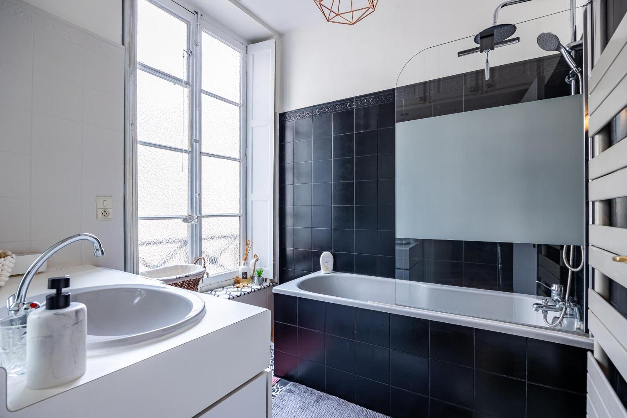 Appartement Haussmannien D'Artiste, Exception, Quai De Saone Balcon+Parking Lyon Bagian luar foto